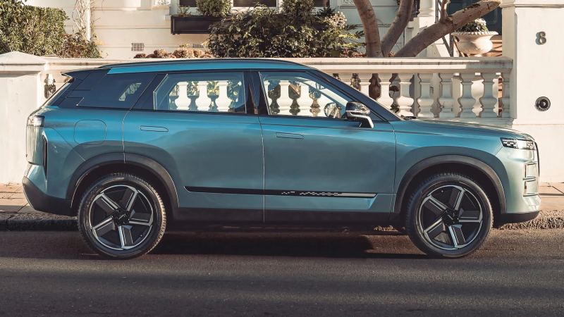 Chinese Car Sales Surge in the UK as Tariffs Loom