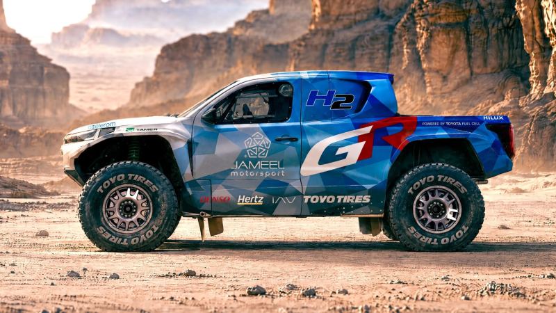 Toyota’s Hydrogen GR Hilux Will Take On Dakar 2027 With Water From Its Tailpipe