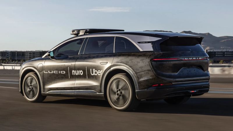 Lucid and Bolt Plan 25,000 European Robotaxis