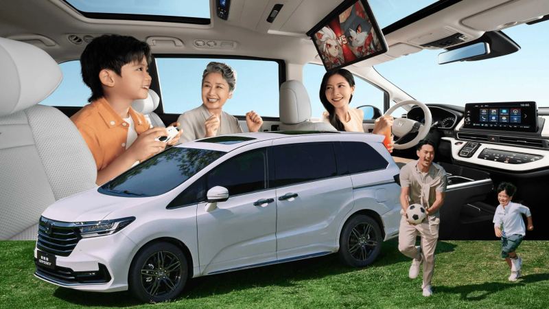 Aging Honda Odyssey Gets Bigger Entry-Level Screen and Major Price Cut in China