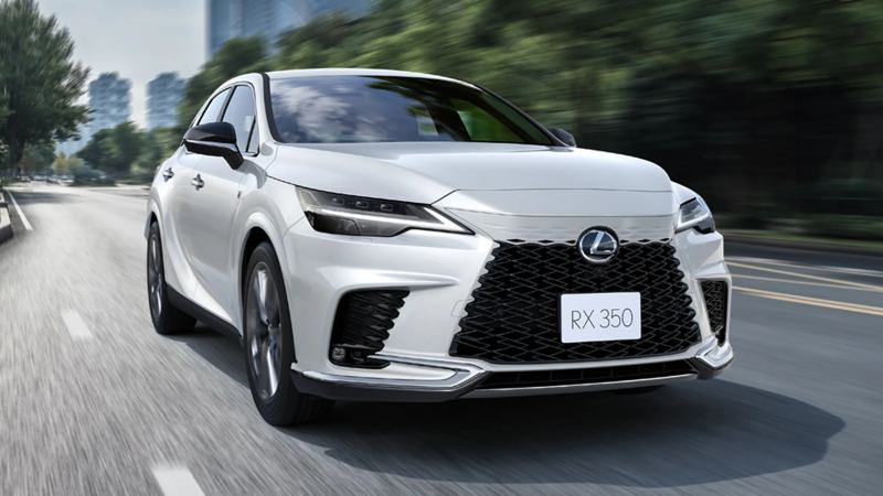 Lexus Refines the RX’s Chassis at the Nürburgring