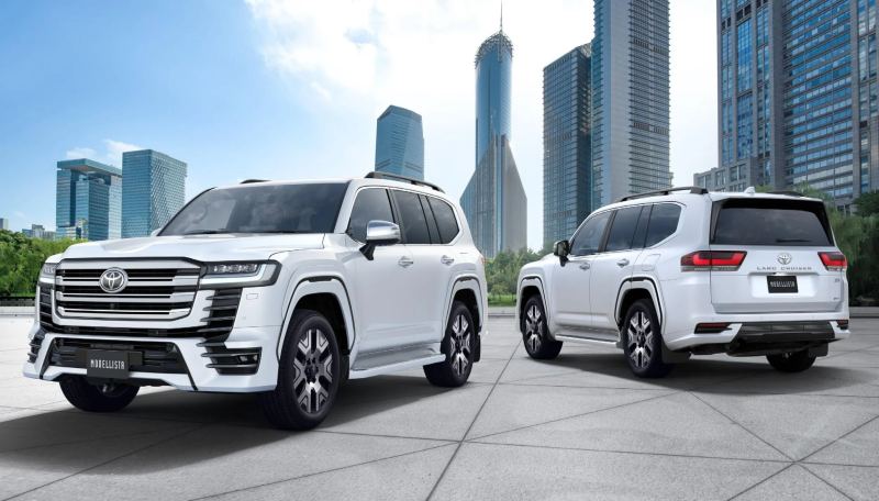 Toyota Land Cruiser 300 Drops Gasoline V6 for 457-HP Hybrid in Japan