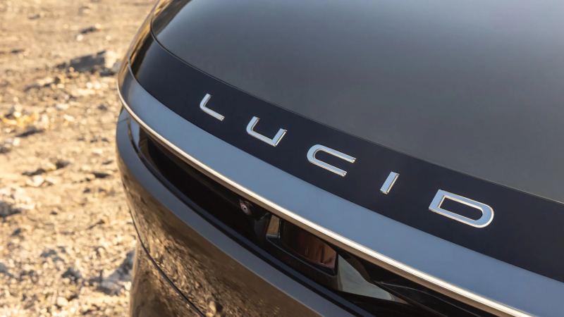 Lucid and Bolt Plan 25,000 European Robotaxis